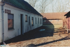 b867